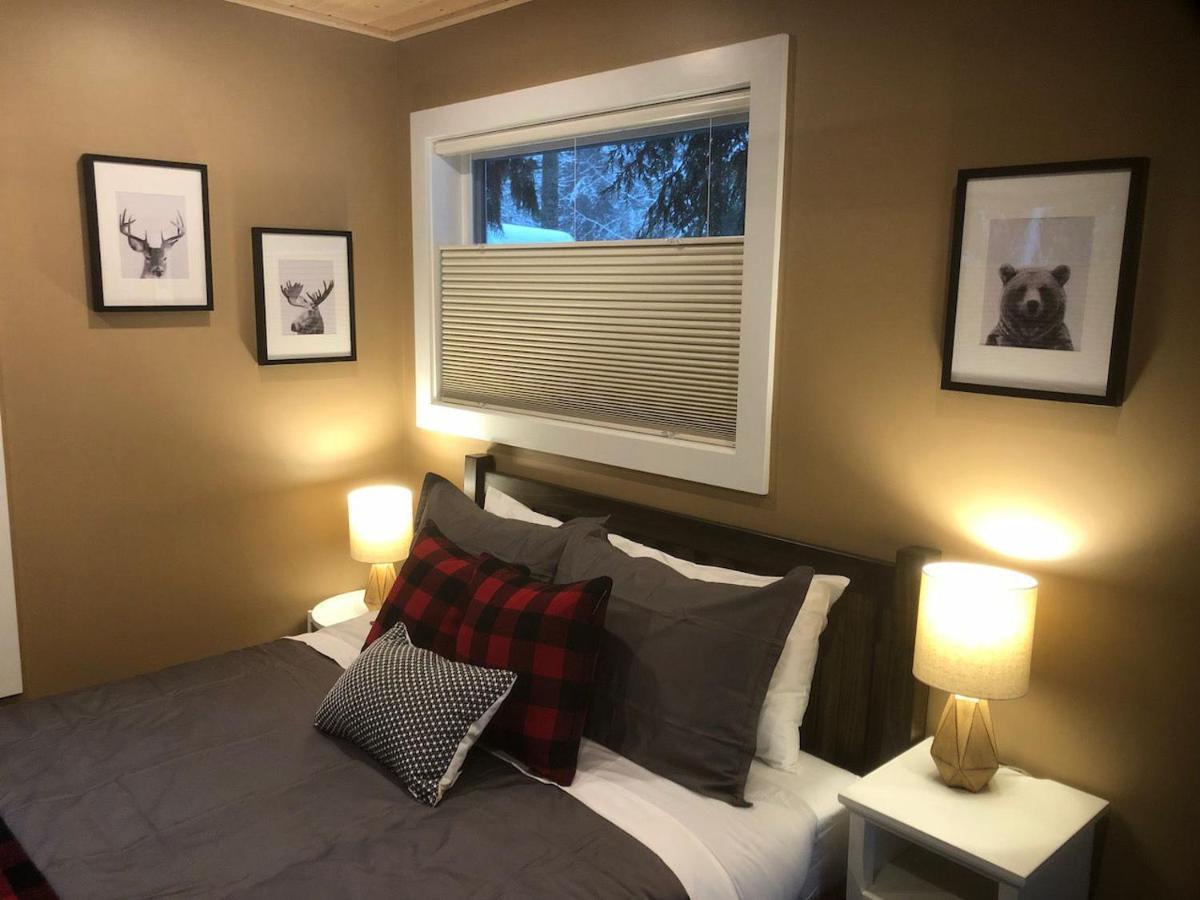 Revelstoke Rv & Cabin Resort 外观 照片